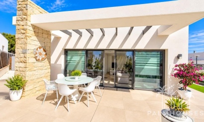 Resale - Villa - San Miguel de Salinas - San Miguel de Salinas Centro
