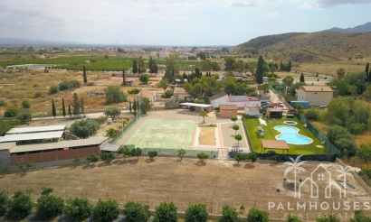 Resale - Villa - Benferri