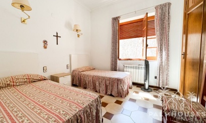 Resale - Villa - Murcia - Calasparra Centro