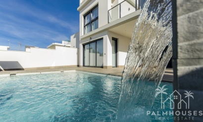 Nueva construcción  - Villa - San Miguel de Salinas - 