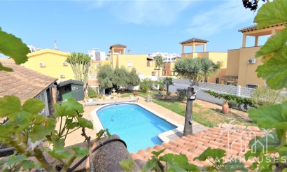 Revente - Villa - Orihuela Costa - Villamartin