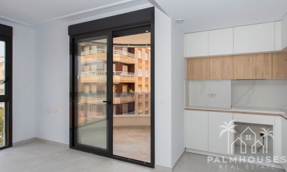 Resale - Apartments - Torrevieja - Playa del cura